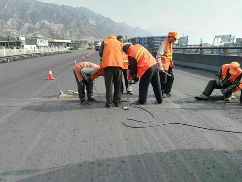 柳城道路桥梁病害治理